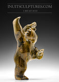 Ours dansant 7" par Eegeesiak Kolola